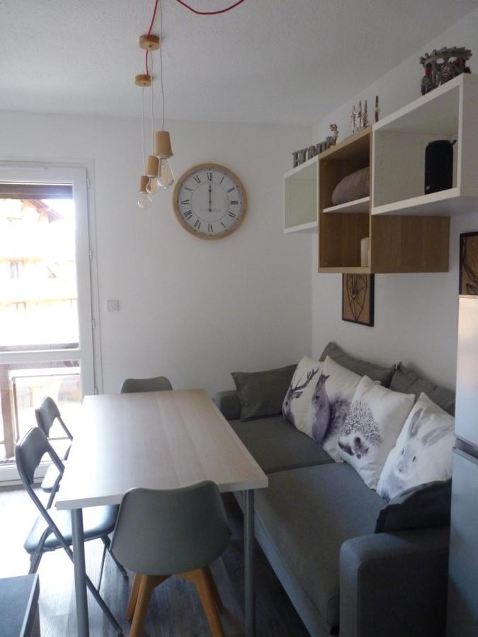 Le Perce-Neige Centre Station Apartment Ризул Екстериор снимка